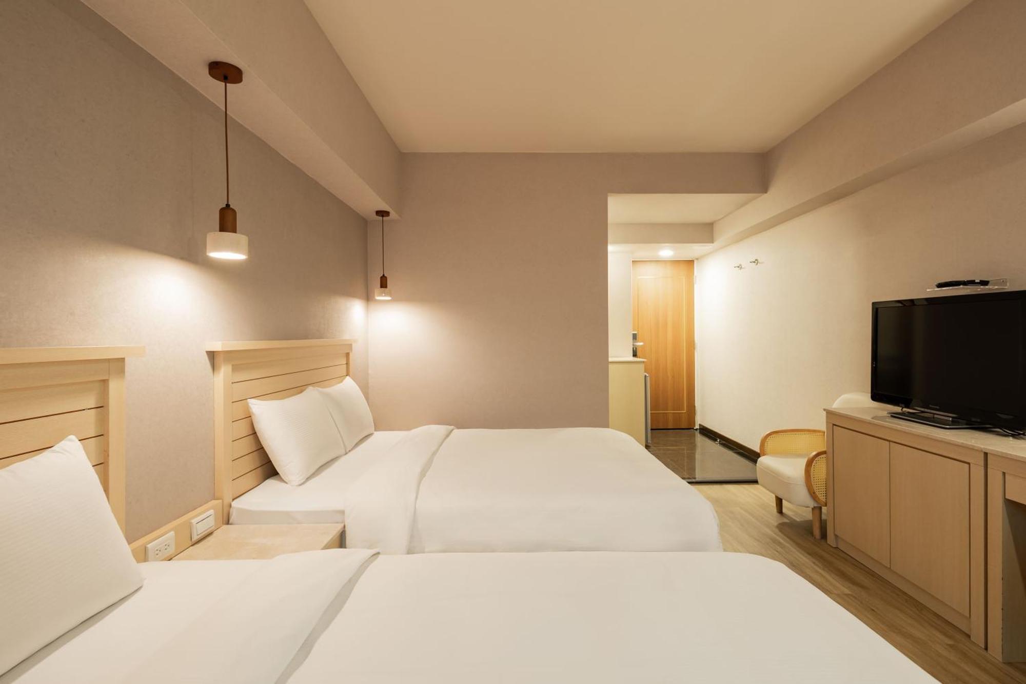 Kindness Hotel Taitung Branch Стая снимка